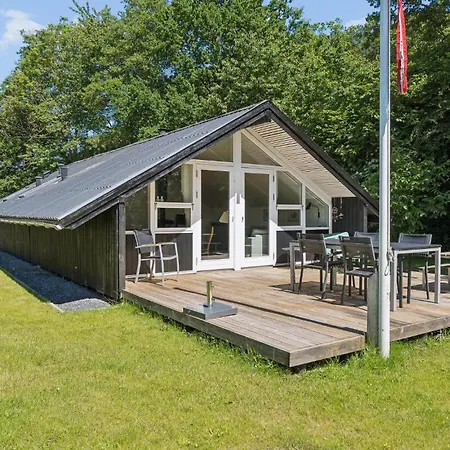 3 Bedroom Gorgeous In * Haderslev