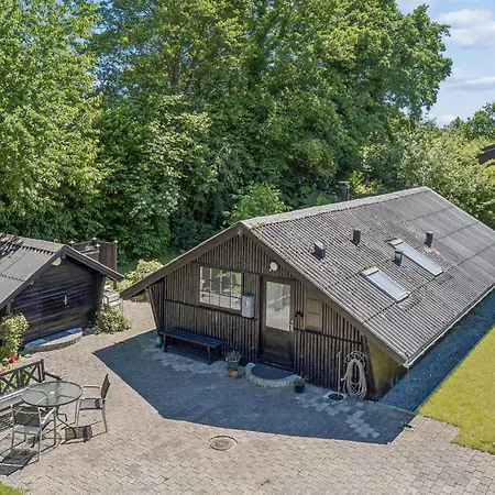 3 Bedroom Gorgeous In Haderslev